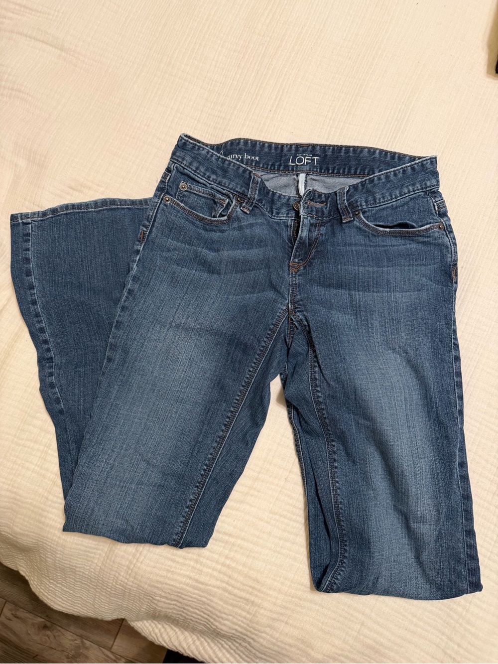 LOFT Bootcut Jeans in Medium Denim Blue